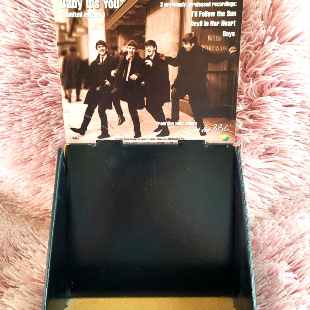 1995 The Beatles Baby It's You 45RPM 7" display box